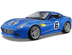 Ferrari California T Blau