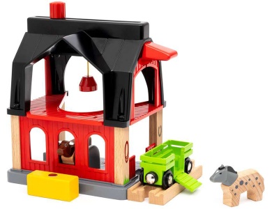Tierscheune mit Heuwaggon