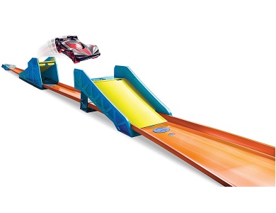 Hot Wheels Weitsprung-Set (1:64)
