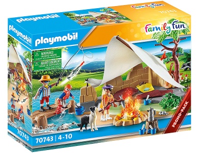 Familie beim Campingausflug 70743