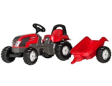 Valtra mit Anhänger